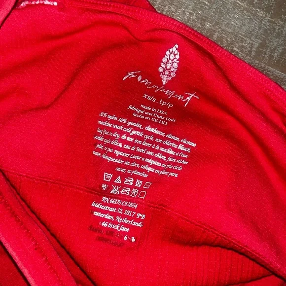 Cyclebar Red Sports Bra - Picture 4 of 5